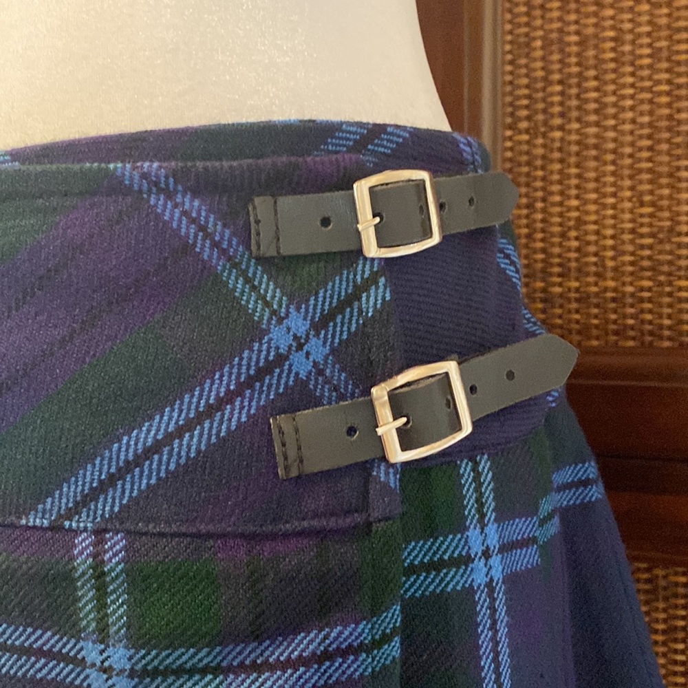 Modern Mid Length Kilt. - Picture 3 of 10